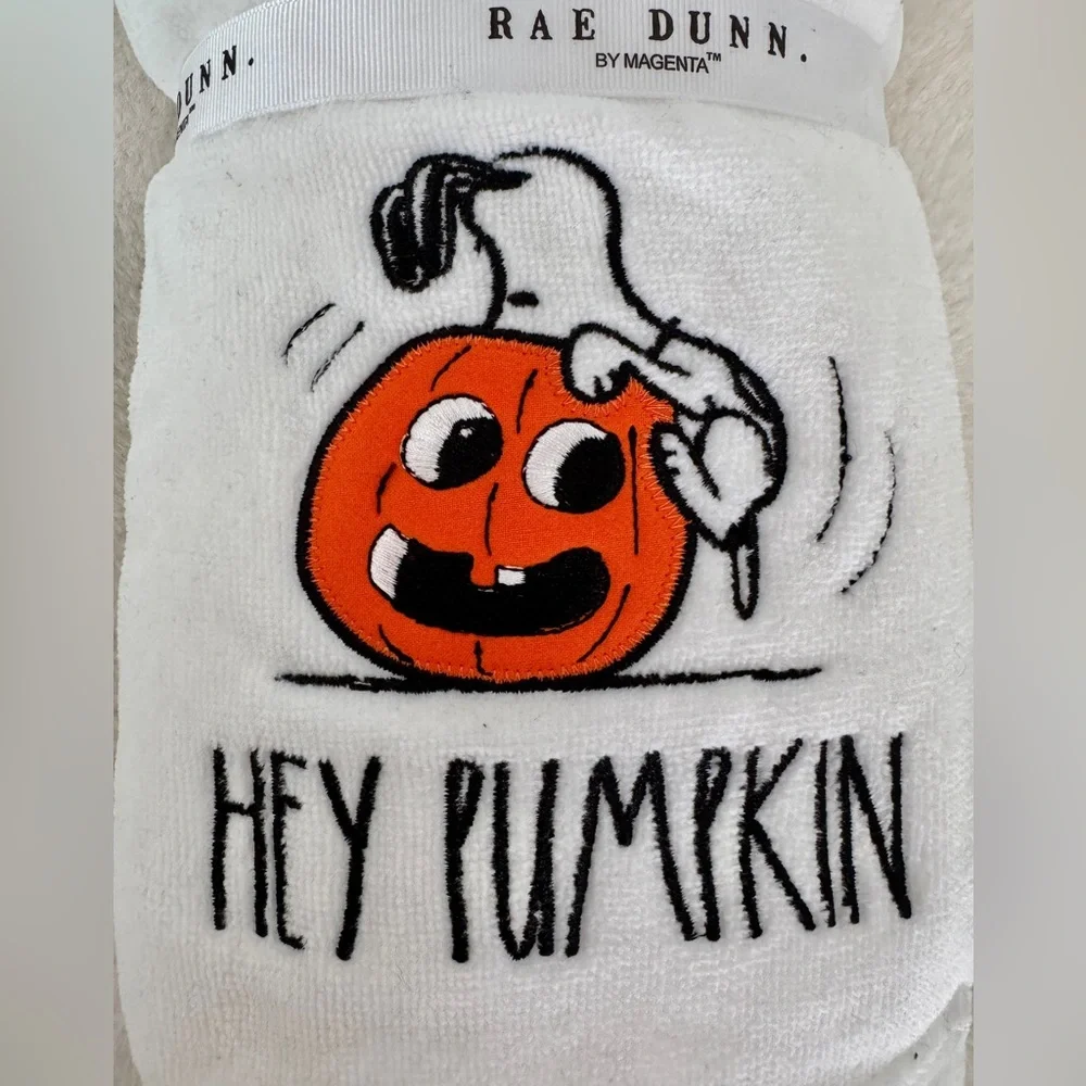 Rae Dunn Peanuts Snoopy Hey Pumpkin Towel Set - NWT
